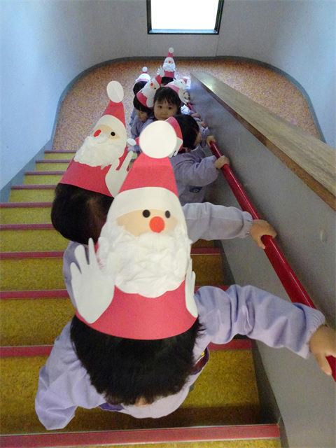 クリスマス会をしました 新高山めぐみ幼稚園 クリスマス会をしました 新高山めぐみ幼稚園